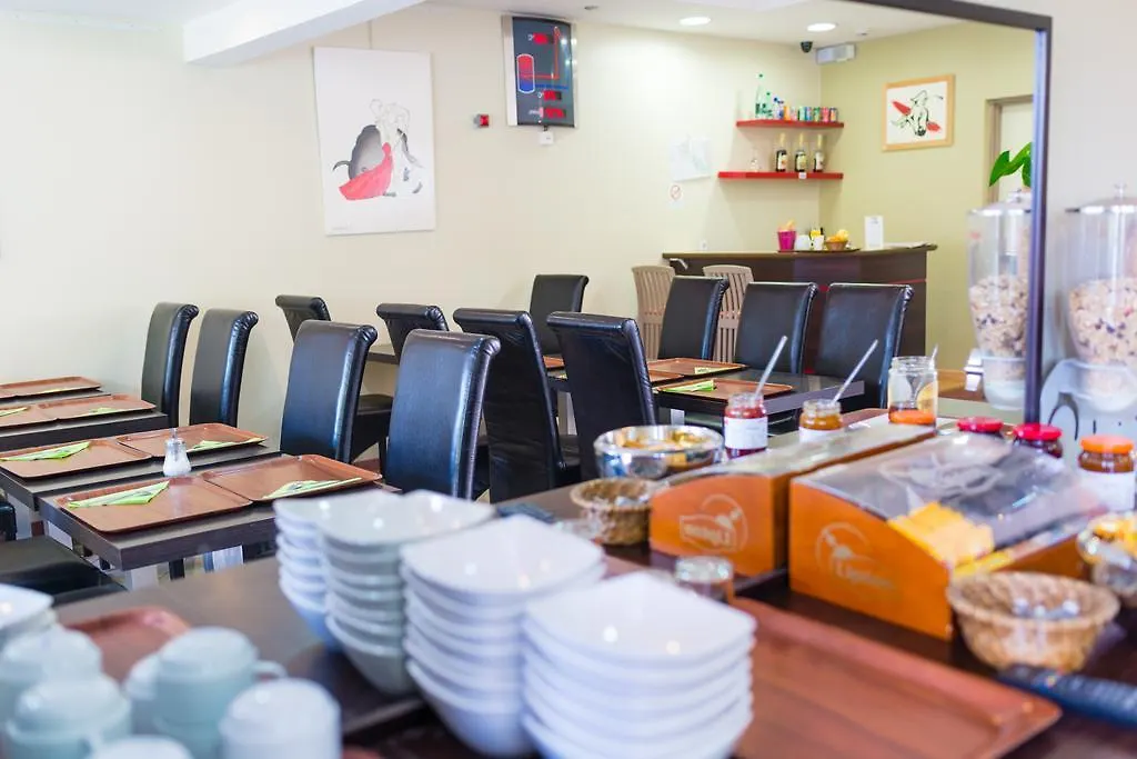 Hotel Allotel Fos-sur-Mer
